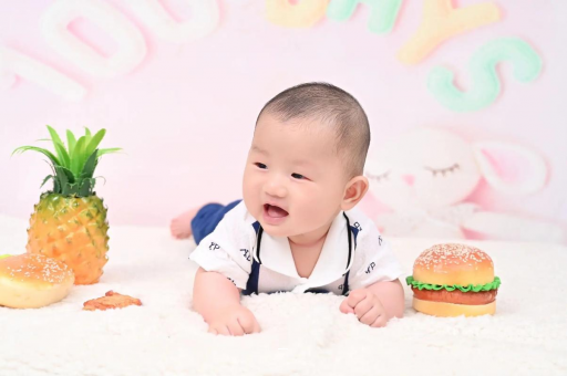 招远宝宝脸上有红疙瘩 招远宝宝脸上有红疙瘩